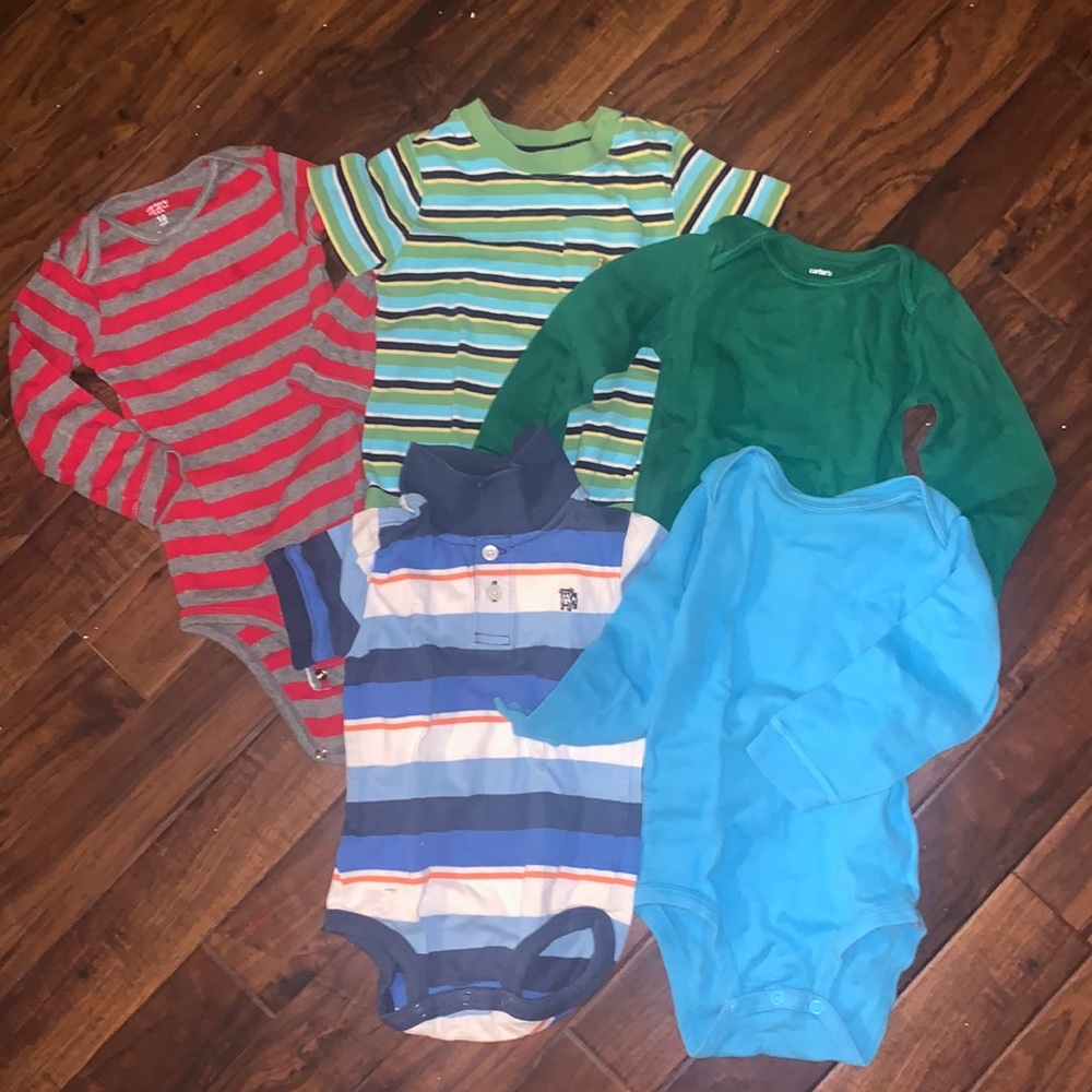 Carter’s & gap onesie bundle